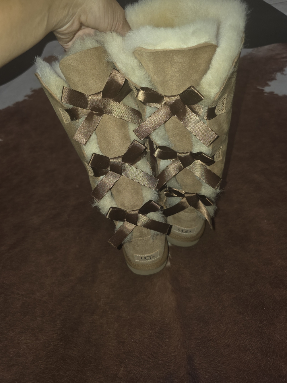 Ugg Bailey Bow NEW 9